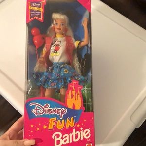 1995 Disney Fun Barbie